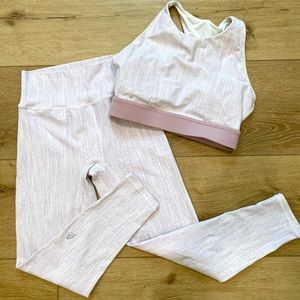 P’Tula Atheltic Workout Legging and Sports Bra Set Light Purple Size M